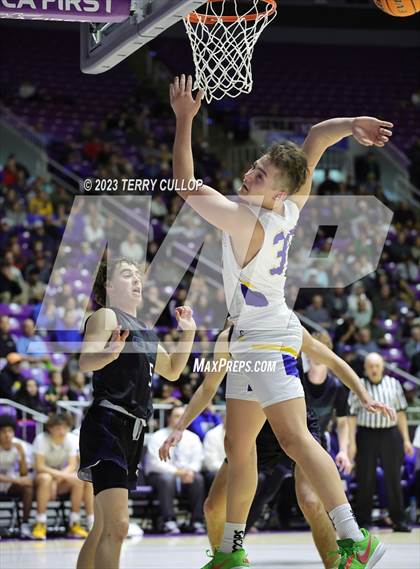 Thumbnail 3 in Syracuse vs. Cyprus (UHSAA 6A Quarterfinal) photogallery.