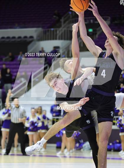 Thumbnail 2 in Syracuse vs. Cyprus (UHSAA 6A Quarterfinal) photogallery.