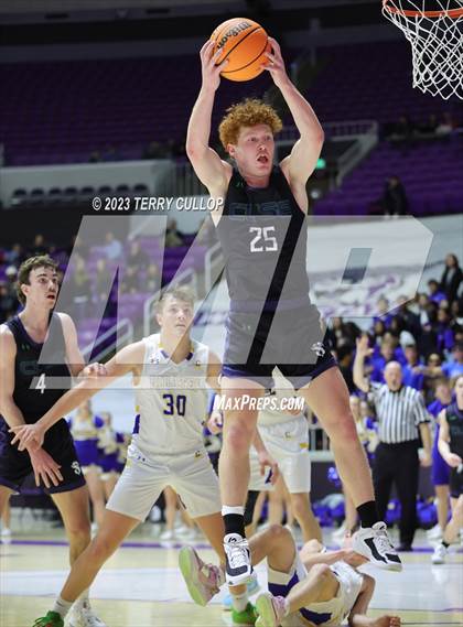 Thumbnail 3 in Syracuse vs. Cyprus (UHSAA 6A Quarterfinal) photogallery.