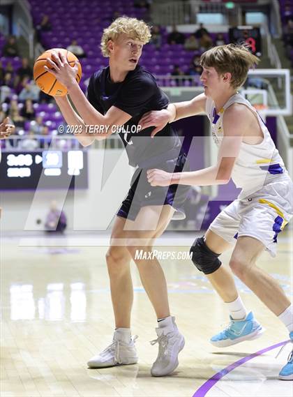 Thumbnail 1 in Syracuse vs. Cyprus (UHSAA 6A Quarterfinal) photogallery.