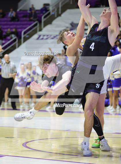Thumbnail 2 in Syracuse vs. Cyprus (UHSAA 6A Quarterfinal) photogallery.
