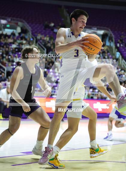 Thumbnail 2 in Syracuse vs. Cyprus (UHSAA 6A Quarterfinal) photogallery.