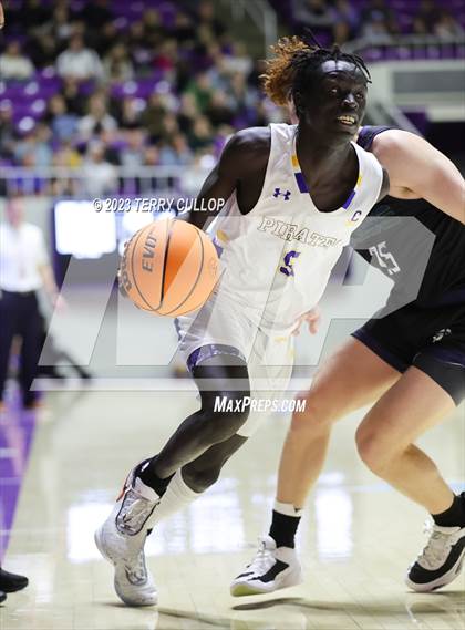 Thumbnail 2 in Syracuse vs. Cyprus (UHSAA 6A Quarterfinal) photogallery.