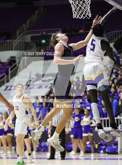Thumbnail 2 in Syracuse vs. Cyprus (UHSAA 6A Quarterfinal) photogallery.