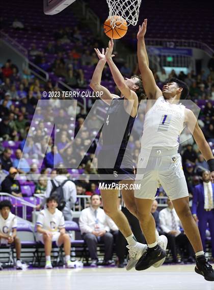 Thumbnail 3 in Syracuse vs. Cyprus (UHSAA 6A Quarterfinal) photogallery.
