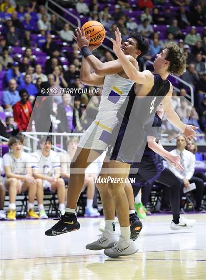 Thumbnail 1 in Syracuse vs. Cyprus (UHSAA 6A Quarterfinal) photogallery.