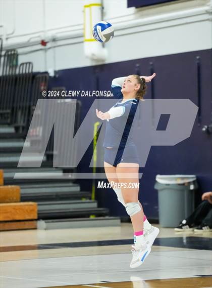 Thumbnail 3 in Valor Christian @ Columbine photogallery.