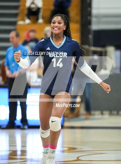 Thumbnail 1 in Valor Christian @ Columbine photogallery.