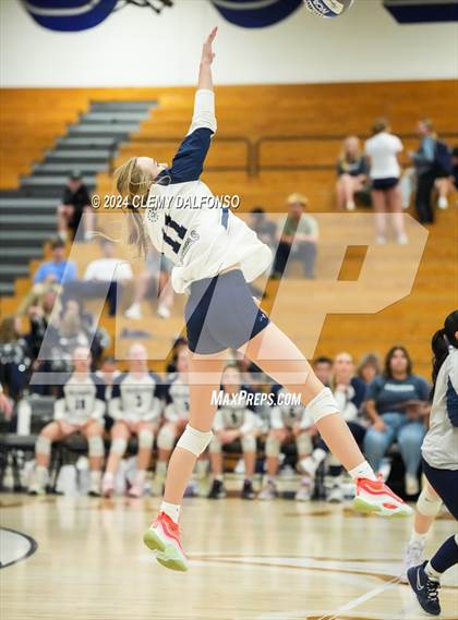 Thumbnail 2 in Valor Christian @ Columbine photogallery.