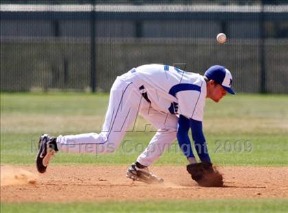 Thumbnail 2 in Temple vs. McCallum (Georgetown Invitational) photogallery.