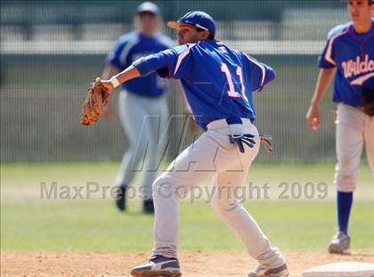 Thumbnail 2 in Temple vs. McCallum (Georgetown Invitational) photogallery.