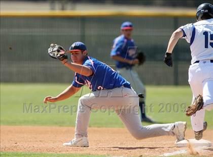 Thumbnail 3 in Temple vs. McCallum (Georgetown Invitational) photogallery.