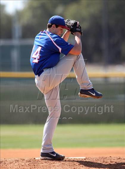 Thumbnail 1 in Temple vs. McCallum (Georgetown Invitational) photogallery.