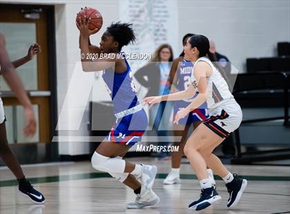 Thumbnail 1 in Midway vs Sachse (UIL 6A Area Playoff) photogallery.
