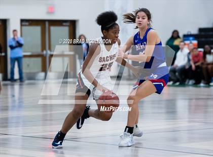 Thumbnail 2 in Midway vs Sachse (UIL 6A Area Playoff) photogallery.