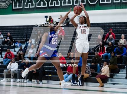 Thumbnail 1 in Midway vs Sachse (UIL 6A Area Playoff) photogallery.