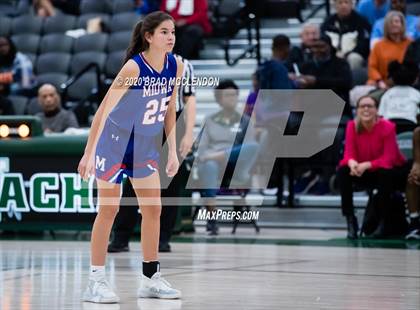 Thumbnail 2 in Midway vs Sachse (UIL 6A Area Playoff) photogallery.