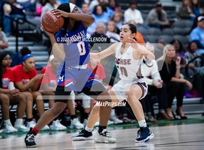 Thumbnail 2 in Midway vs Sachse (UIL 6A Area Playoff) photogallery.