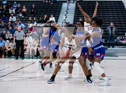 Thumbnail 1 in Midway vs Sachse (UIL 6A Area Playoff) photogallery.