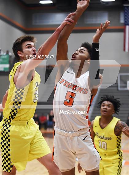 Thumbnail 3 in Buckhorn @ Grissom photogallery.