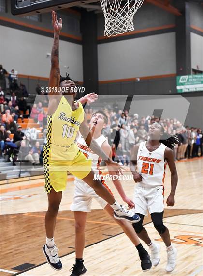 Thumbnail 1 in Buckhorn @ Grissom photogallery.
