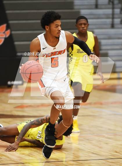Thumbnail 2 in Buckhorn @ Grissom photogallery.