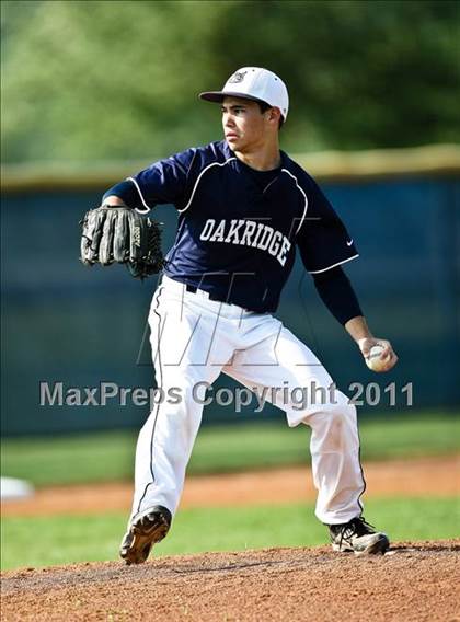Thumbnail 1 in Everman @ Oakridge photogallery.
