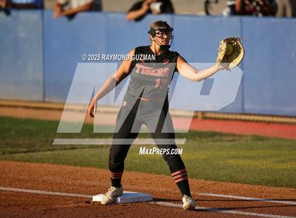 Thumbnail 3 in Coalinga vs. Woodlake (CIFCS - Division IV Championship) photogallery.