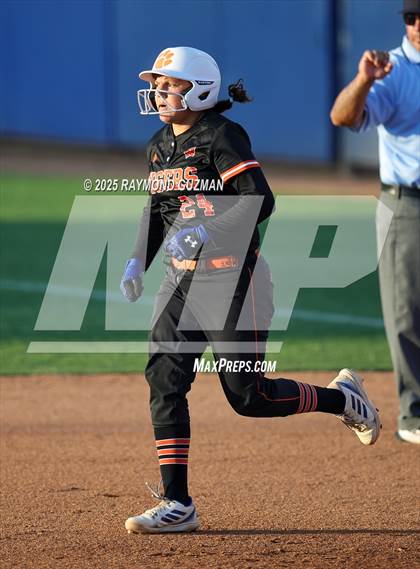 Thumbnail 1 in Coalinga vs. Woodlake (CIFCS - Division IV Championship) photogallery.