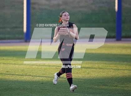 Thumbnail 2 in Coalinga vs. Woodlake (CIFCS - Division IV Championship) photogallery.