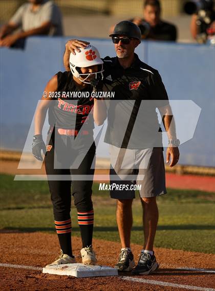 Thumbnail 3 in Coalinga vs. Woodlake (CIFCS - Division IV Championship) photogallery.