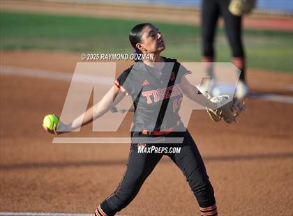 Thumbnail 3 in Coalinga vs. Woodlake (CIFCS - Division IV Championship) photogallery.