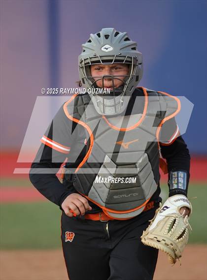 Thumbnail 2 in Coalinga vs. Woodlake (CIFCS - Division IV Championship) photogallery.