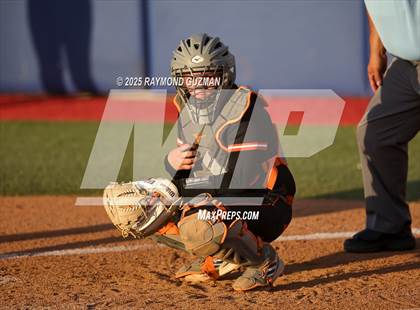 Thumbnail 1 in Coalinga vs. Woodlake (CIFCS - Division IV Championship) photogallery.