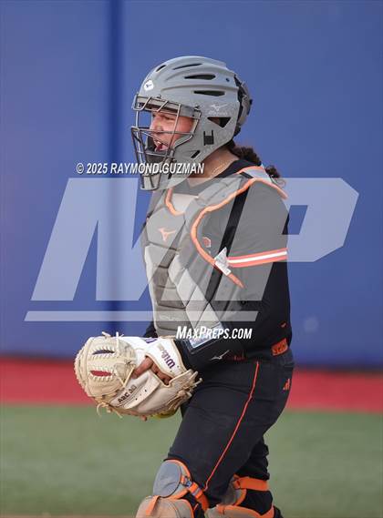 Thumbnail 1 in Coalinga vs. Woodlake (CIFCS - Division IV Championship) photogallery.