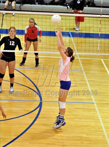 Thumbnail 2 in Lake Worth Christian vs. Warner Christian photogallery.