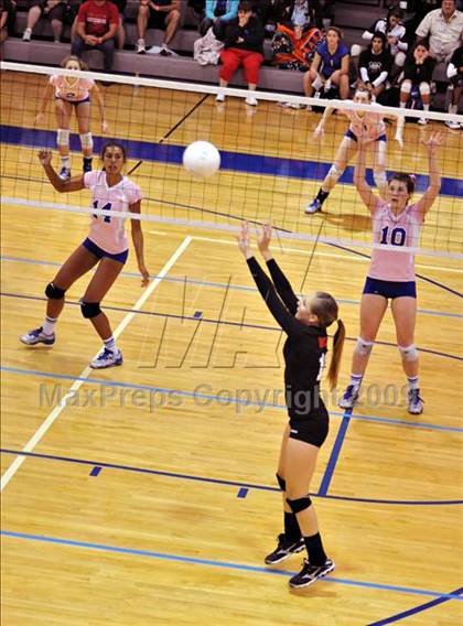 Thumbnail 1 in Lake Worth Christian vs. Warner Christian photogallery.