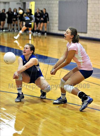 Thumbnail 1 in Lake Worth Christian vs. Warner Christian photogallery.
