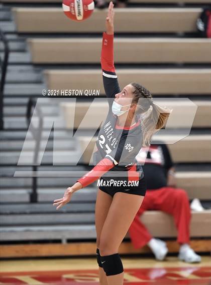 Thumbnail 2 in Mater Dei @ Orange Lutheran photogallery.