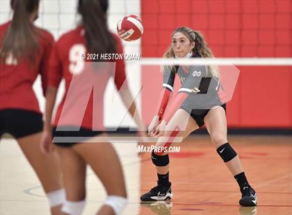Thumbnail 2 in Mater Dei @ Orange Lutheran photogallery.