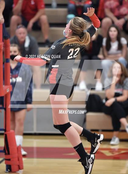 Thumbnail 2 in Mater Dei @ Orange Lutheran photogallery.