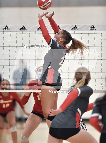 Thumbnail 3 in Mater Dei @ Orange Lutheran photogallery.