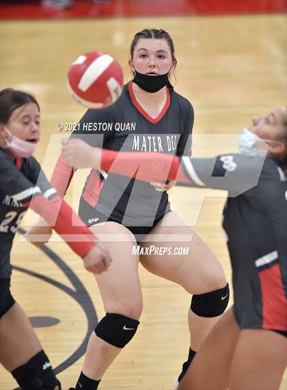 Thumbnail 3 in Mater Dei @ Orange Lutheran photogallery.