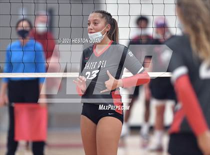 Thumbnail 3 in Mater Dei @ Orange Lutheran photogallery.