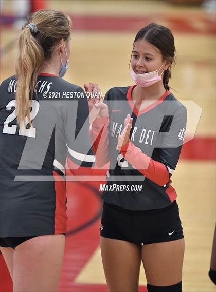Thumbnail 3 in Mater Dei @ Orange Lutheran photogallery.
