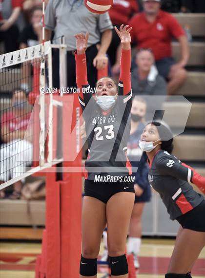Thumbnail 2 in Mater Dei @ Orange Lutheran photogallery.