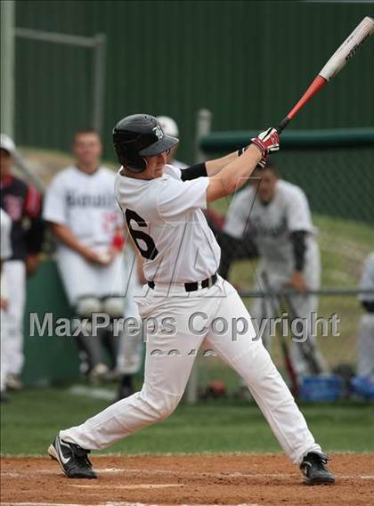 Thumbnail 2 in Bowie vs San Antonio Reagan (Texas 5A Region IV Playoffs) photogallery.