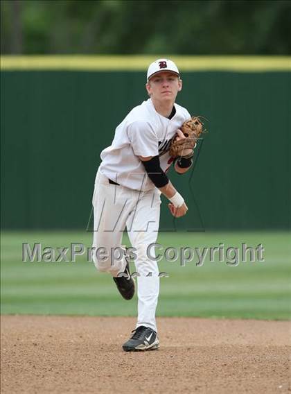 Thumbnail 1 in Bowie vs San Antonio Reagan (Texas 5A Region IV Playoffs) photogallery.