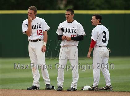 Thumbnail 2 in Bowie vs San Antonio Reagan (Texas 5A Region IV Playoffs) photogallery.