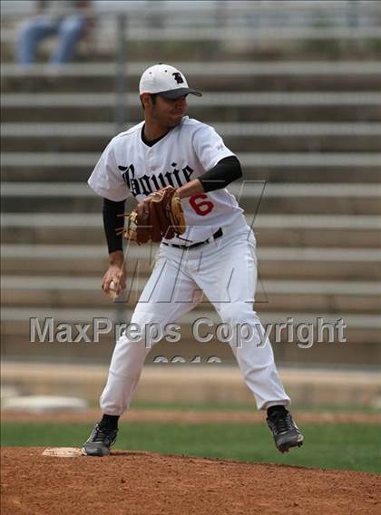 Thumbnail 1 in Bowie vs San Antonio Reagan (Texas 5A Region IV Playoffs) photogallery.